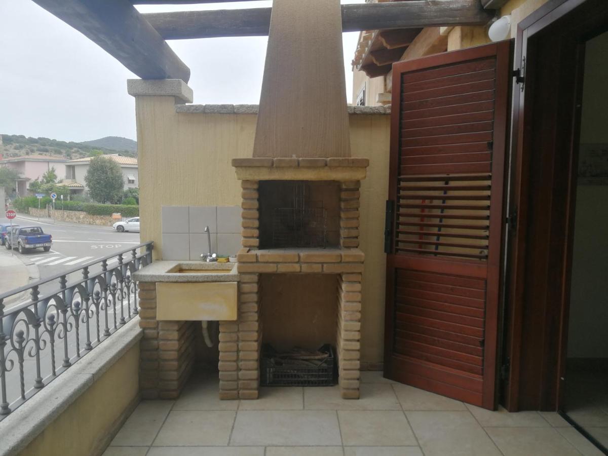 The Sunny House Apartment Villasimius Exterior photo